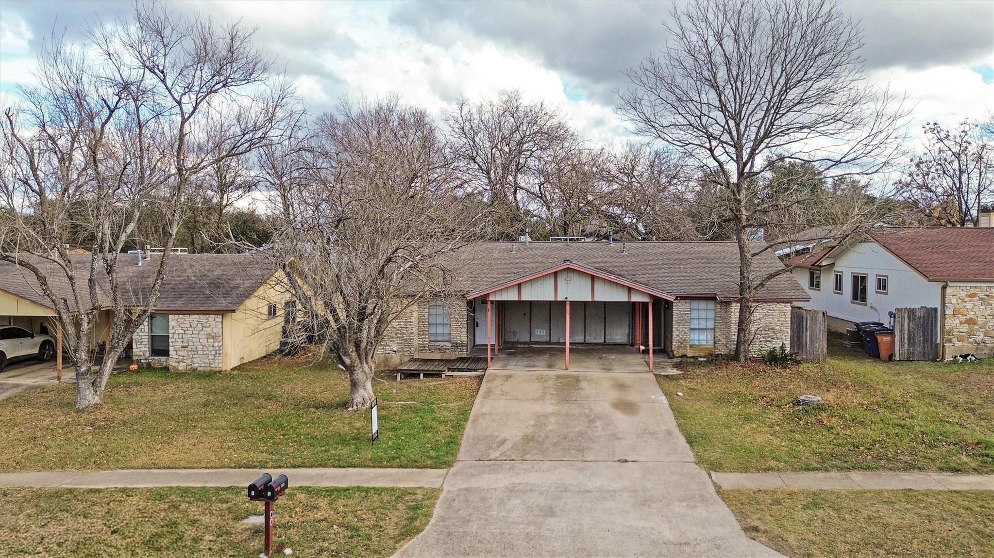 6305 Emerald Forest, Austin, TX 78745 — photo 1