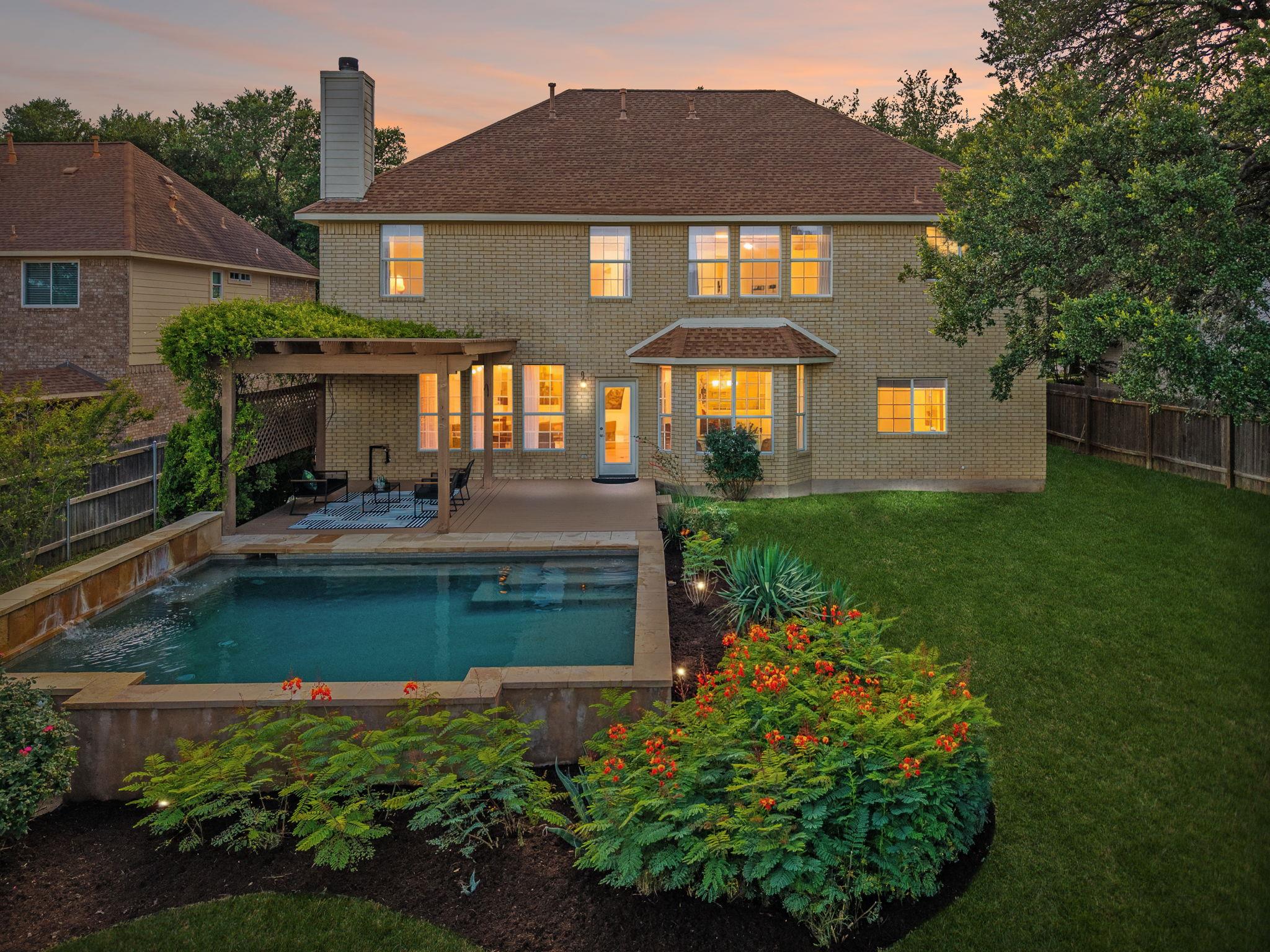 6557 Needham, Austin, TX 78739 — photo 1