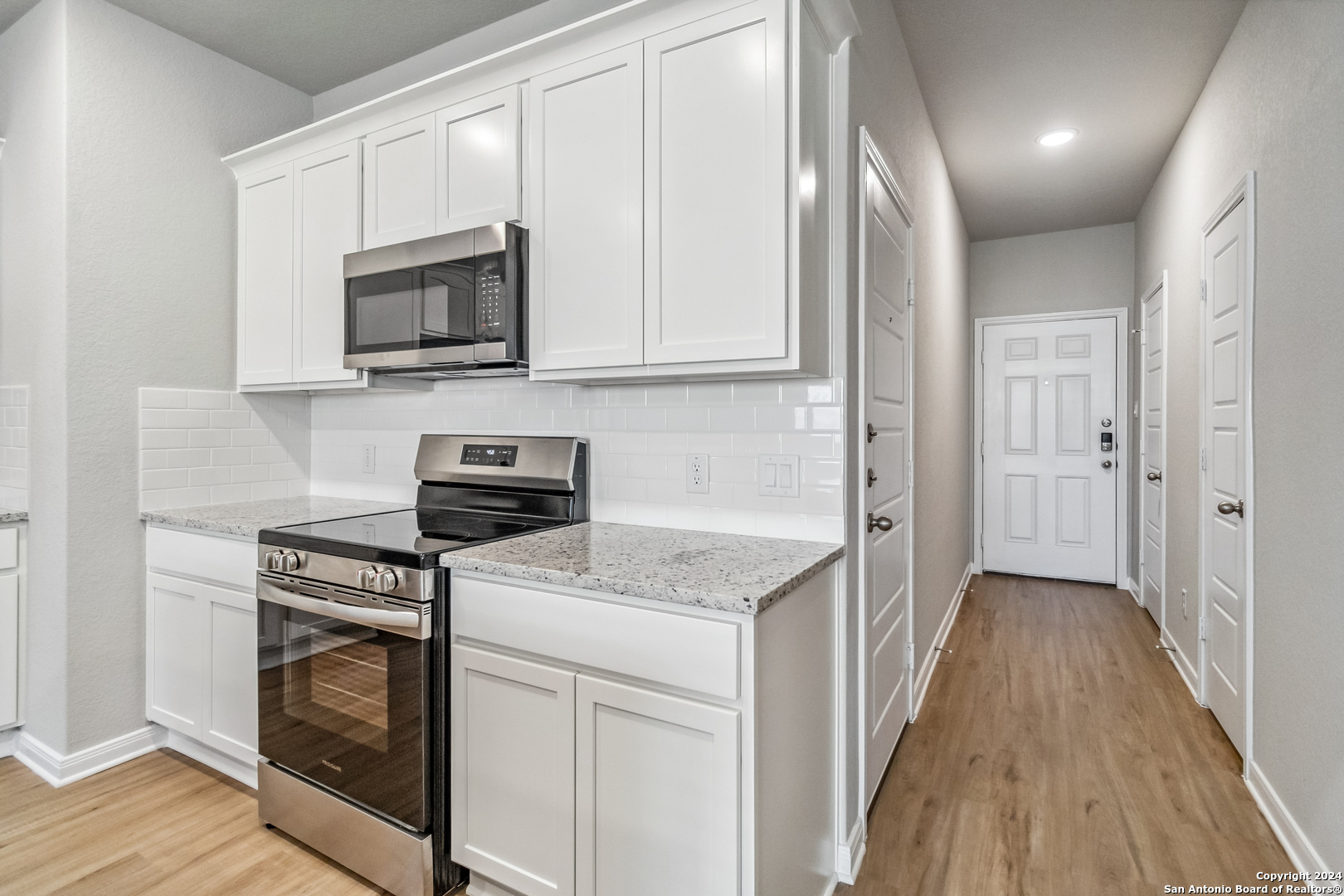 3916 Abbott Pass, , 78152 — photo 1