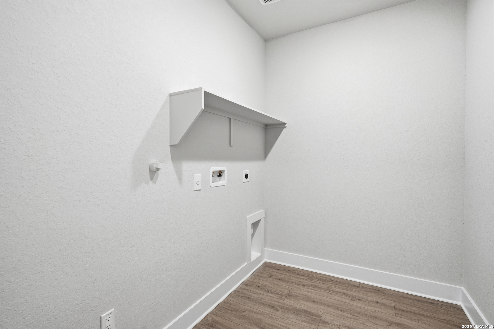 9522 Luke Path, ,  78254 — photo 1