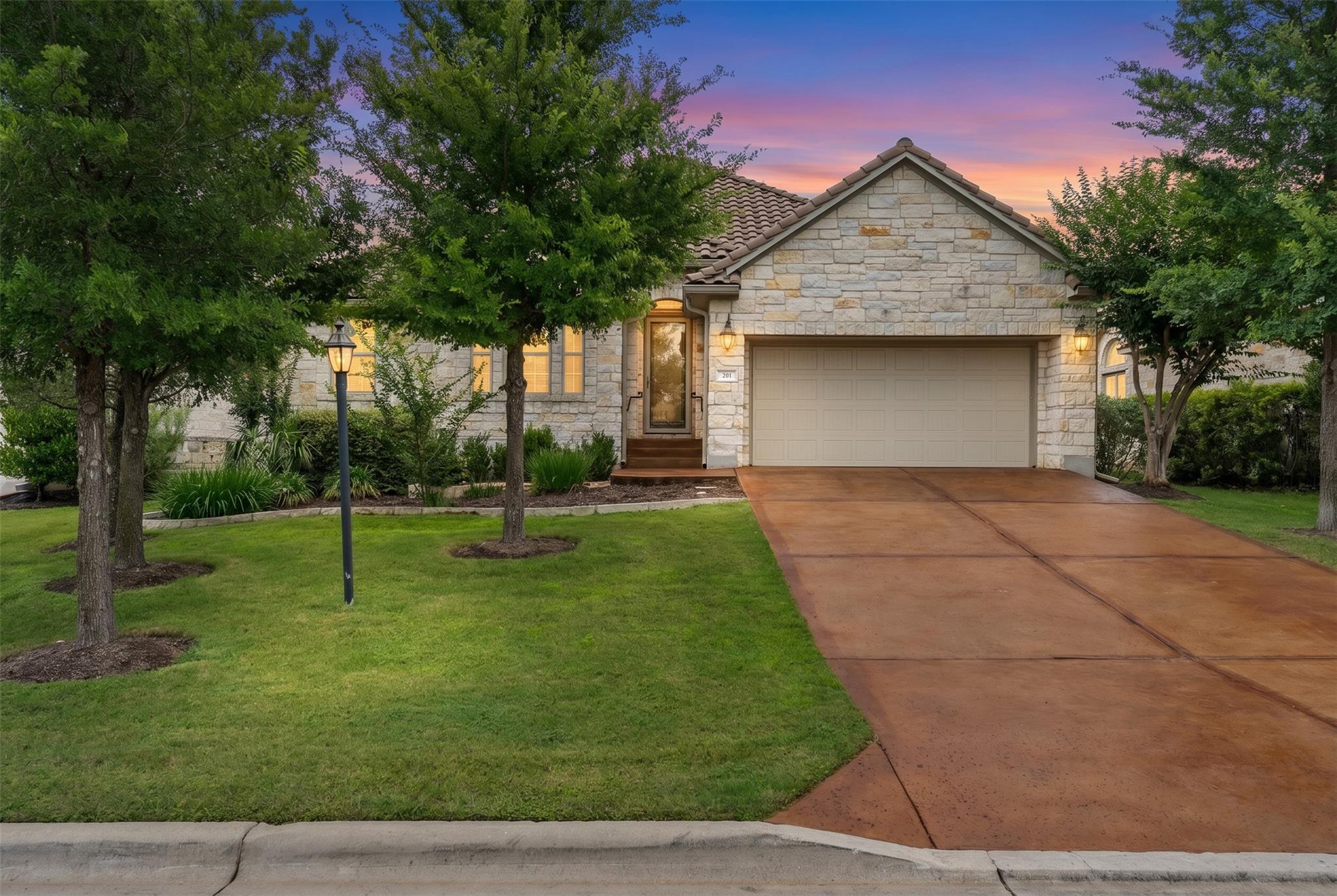 201 Antigua, Lakeway, TX 78738 — photo 1
