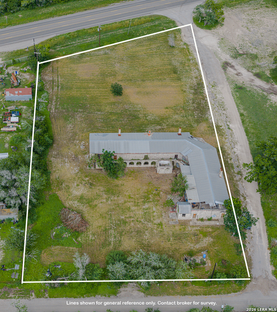 8589 US Highway 181, ,  78162 — photo 1