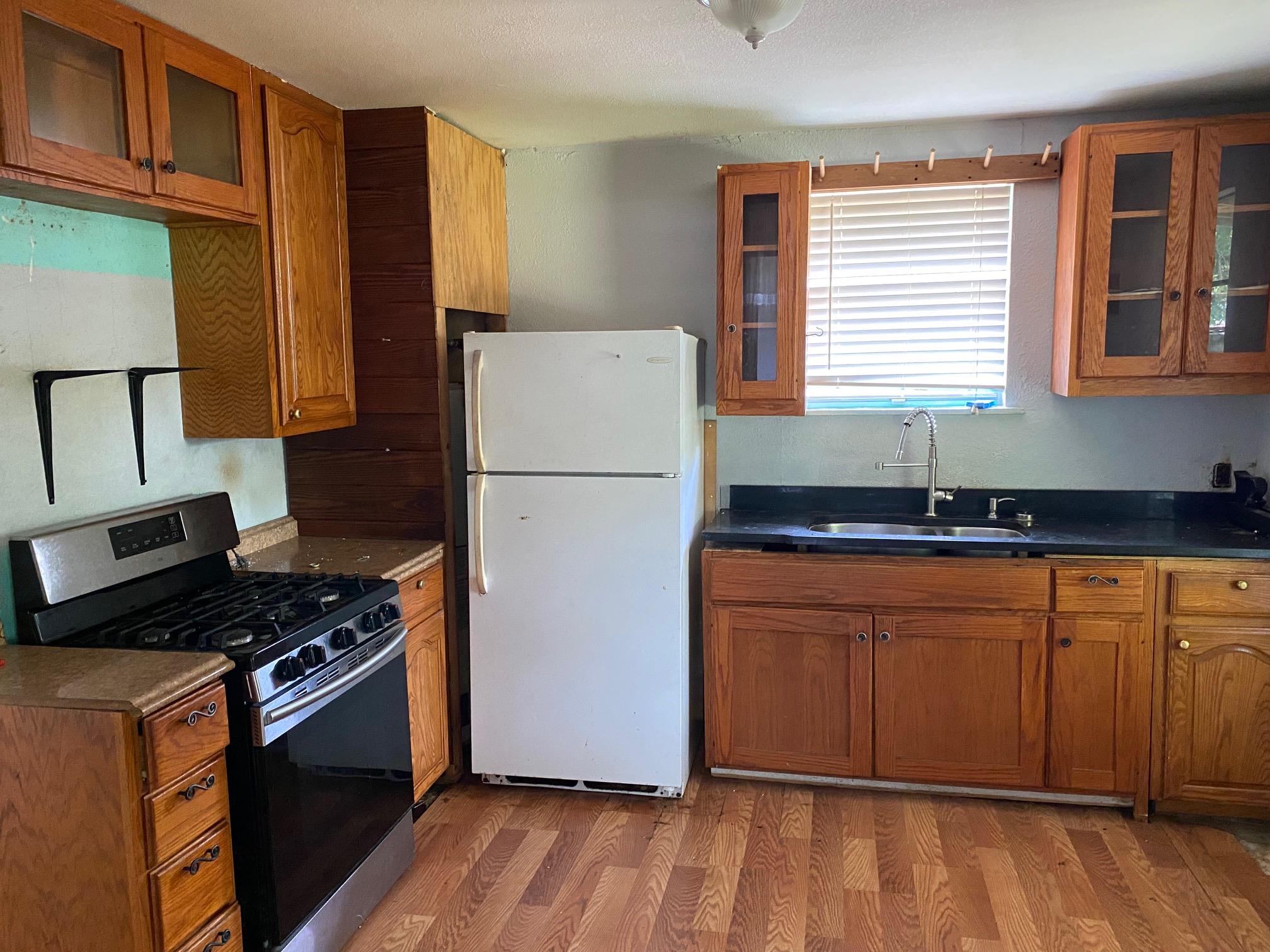 3108 13th, Austin, TX 78702 — photo 1