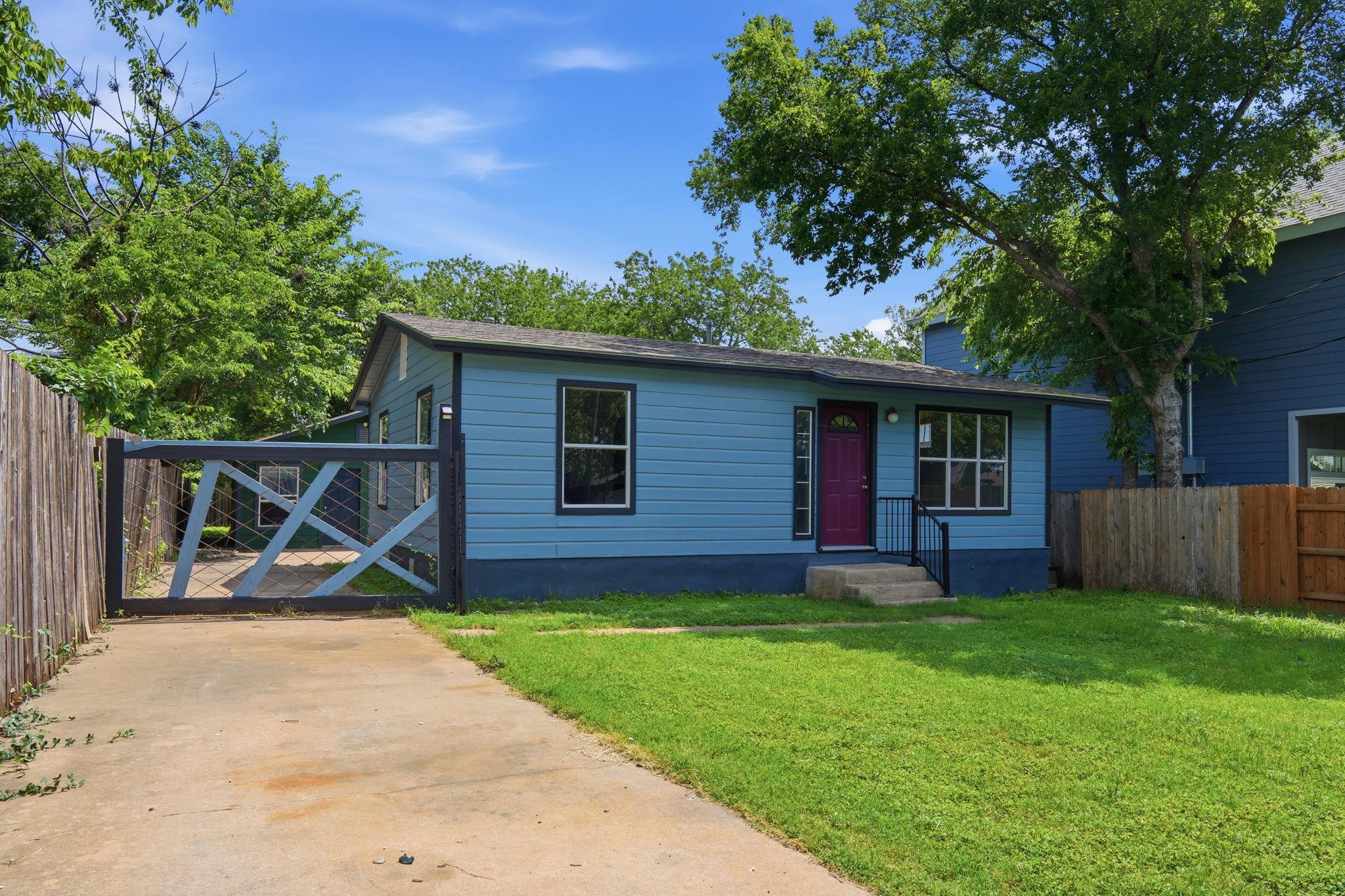 312 Blackson, Austin, TX 78752 — photo 1