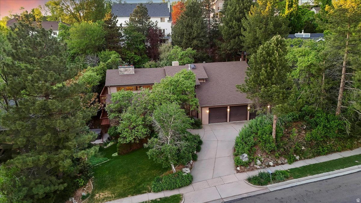 905 OAKRIDGE DR, Farmington, UT 84025 — photo 1