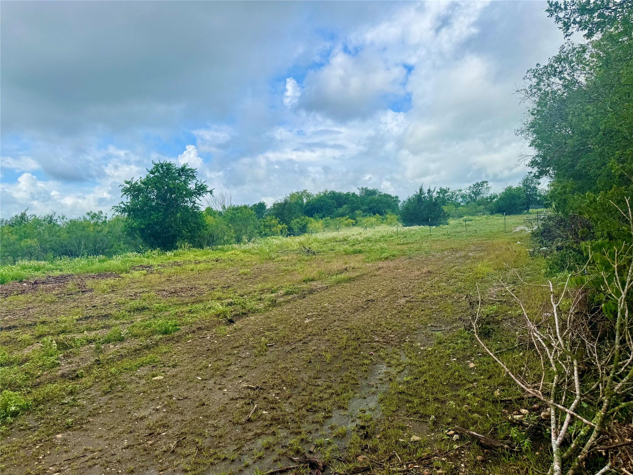 00 Engelke, Kyle, TX 78640 — photo 1