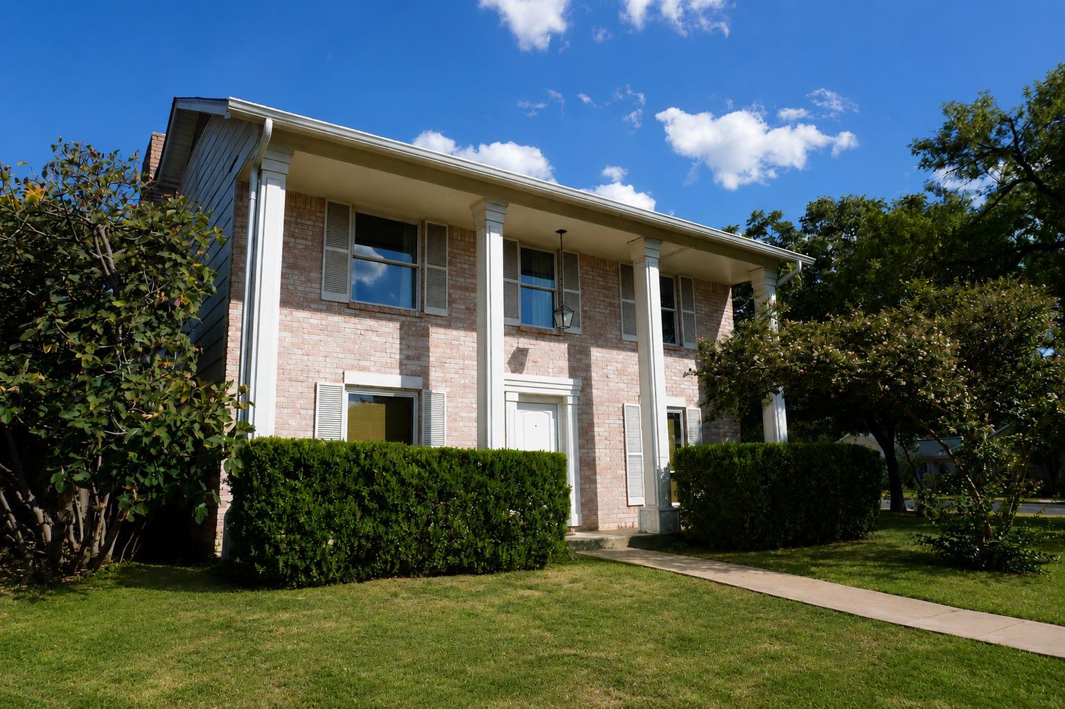 10101 Parkfield, Austin, TX 78758 — photo 1