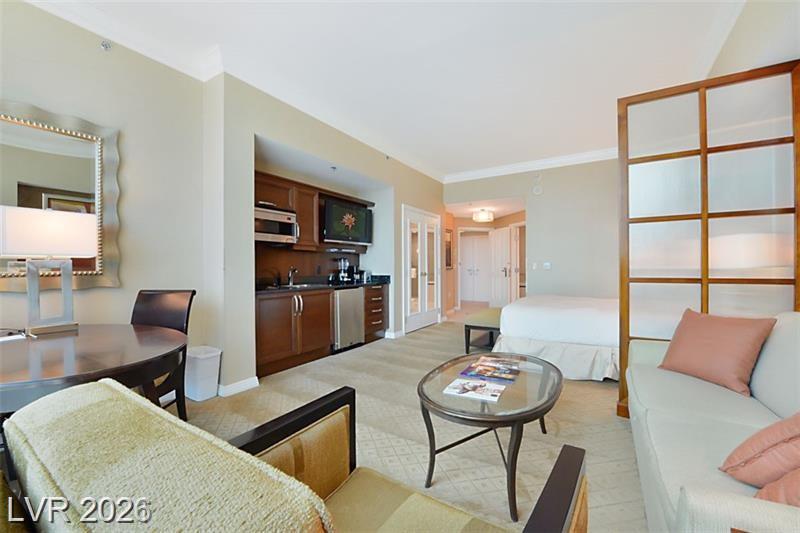 135 East Harmon Avenue, Las Vegas, NV 89109 — photo 1