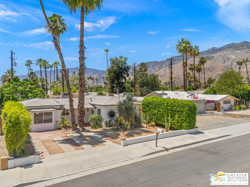 1345 E Camino Primrose, Palm Springs, CA 92264 — photo 1