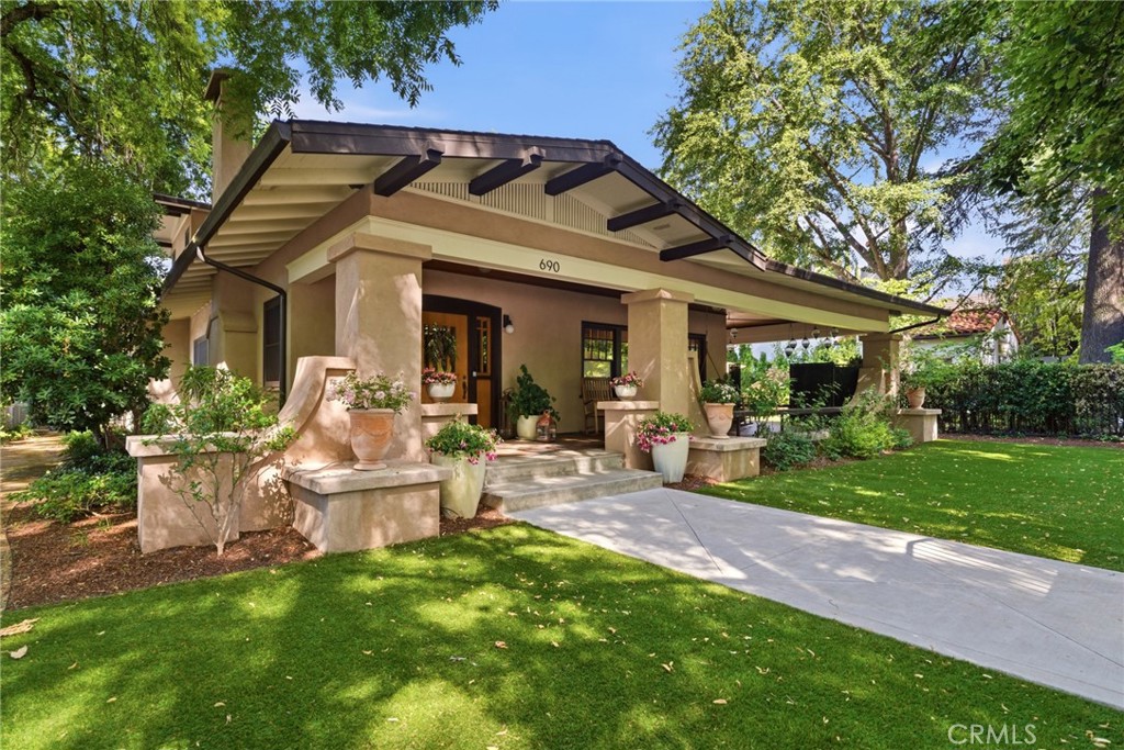 690 Esplanade, Chico, CA 95926 — photo 1