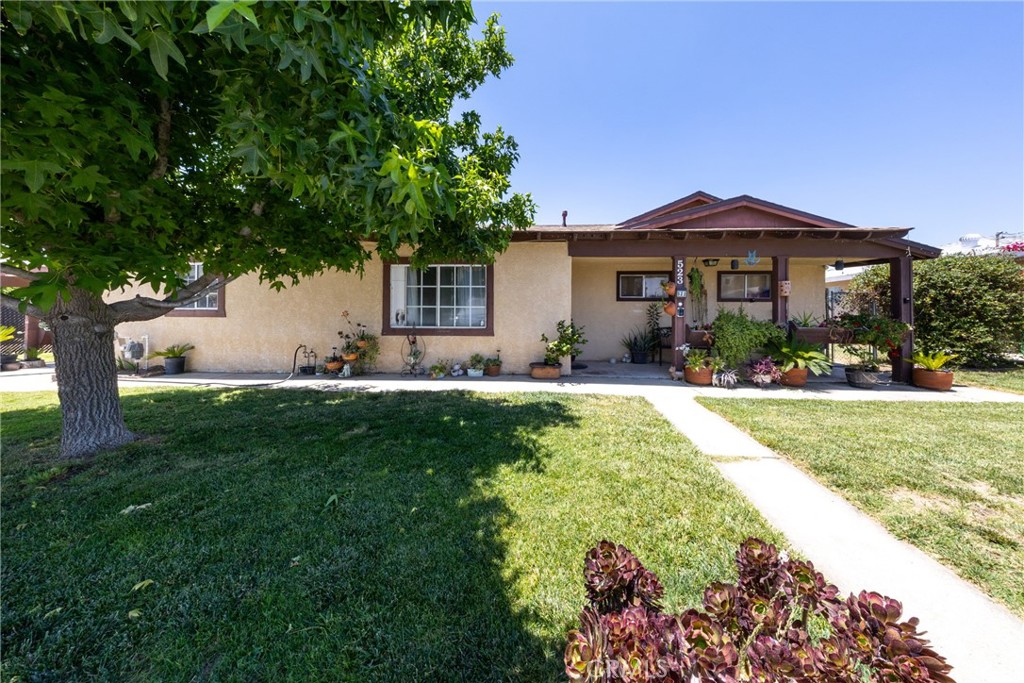523 S Florida, Banning, CA 92220 — photo 1