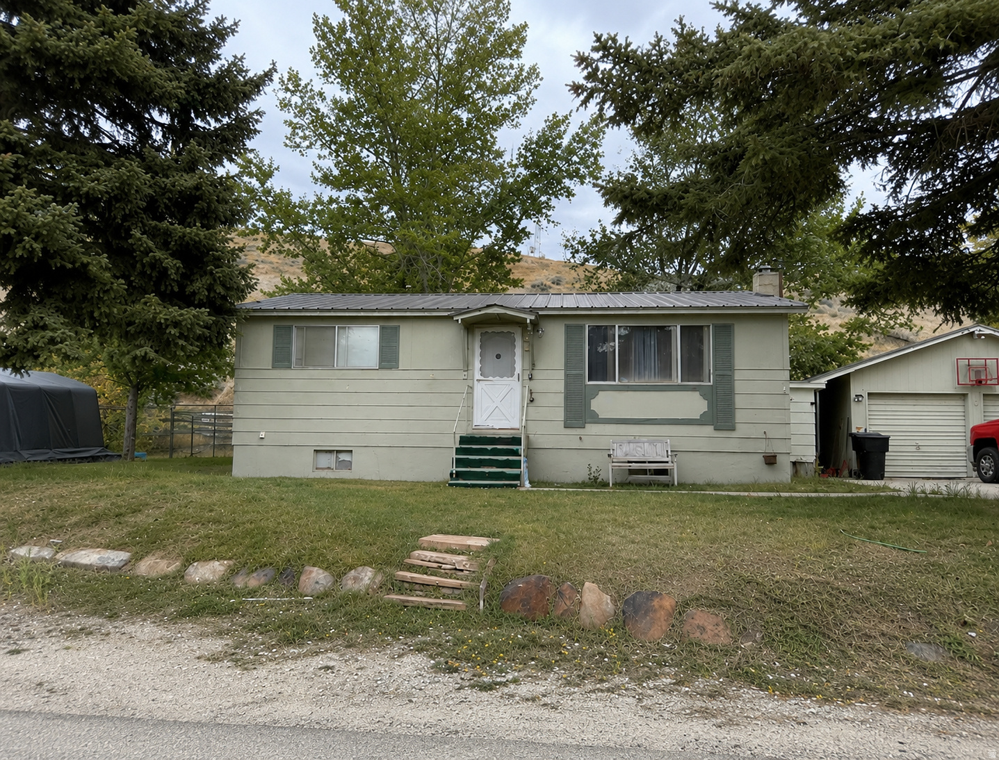 210 WASHINGTON ST, Montpelier, ID 83254 — photo 1