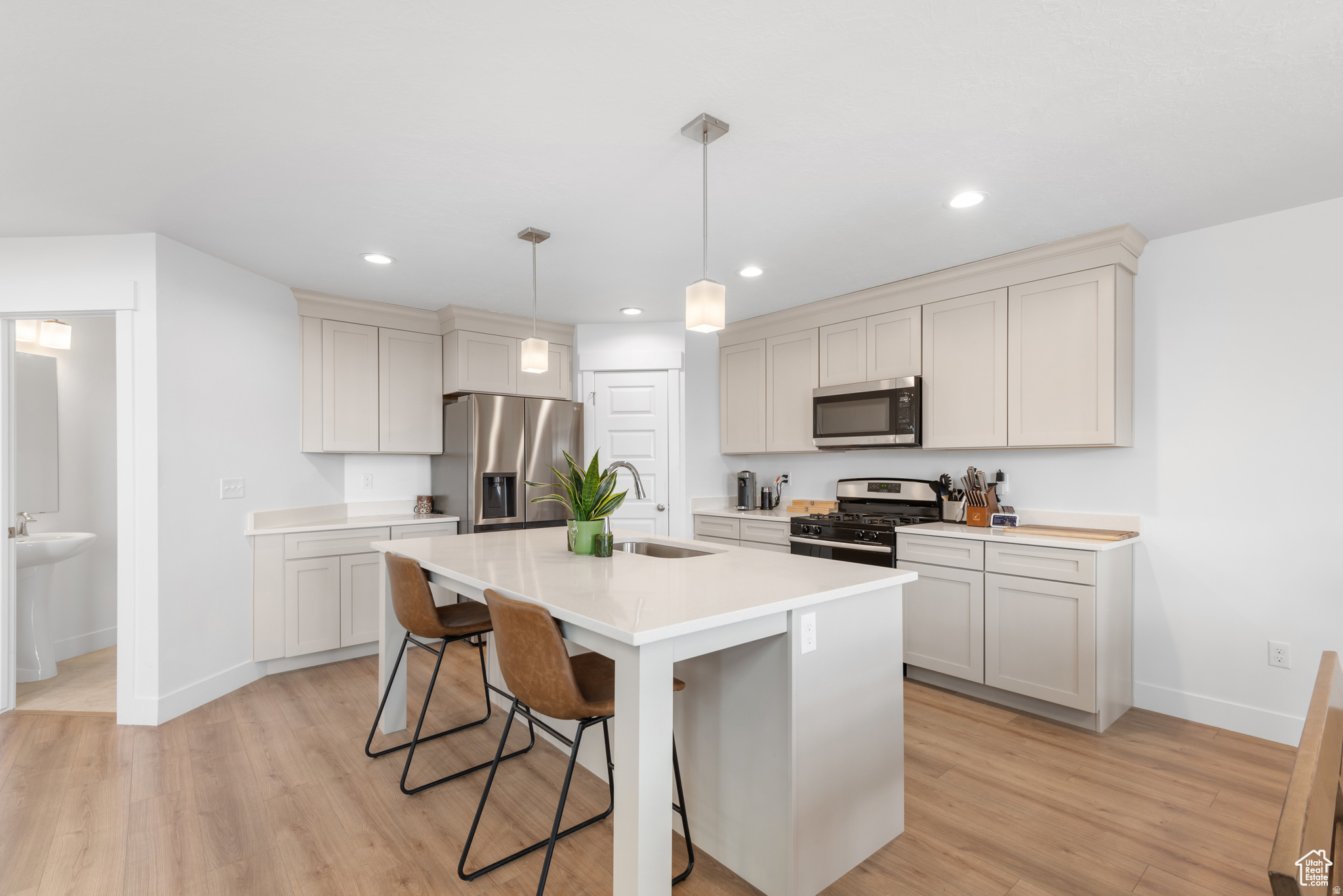 6542 W IPSWITCH WAY, Herriman, UT 84096 — photo 1