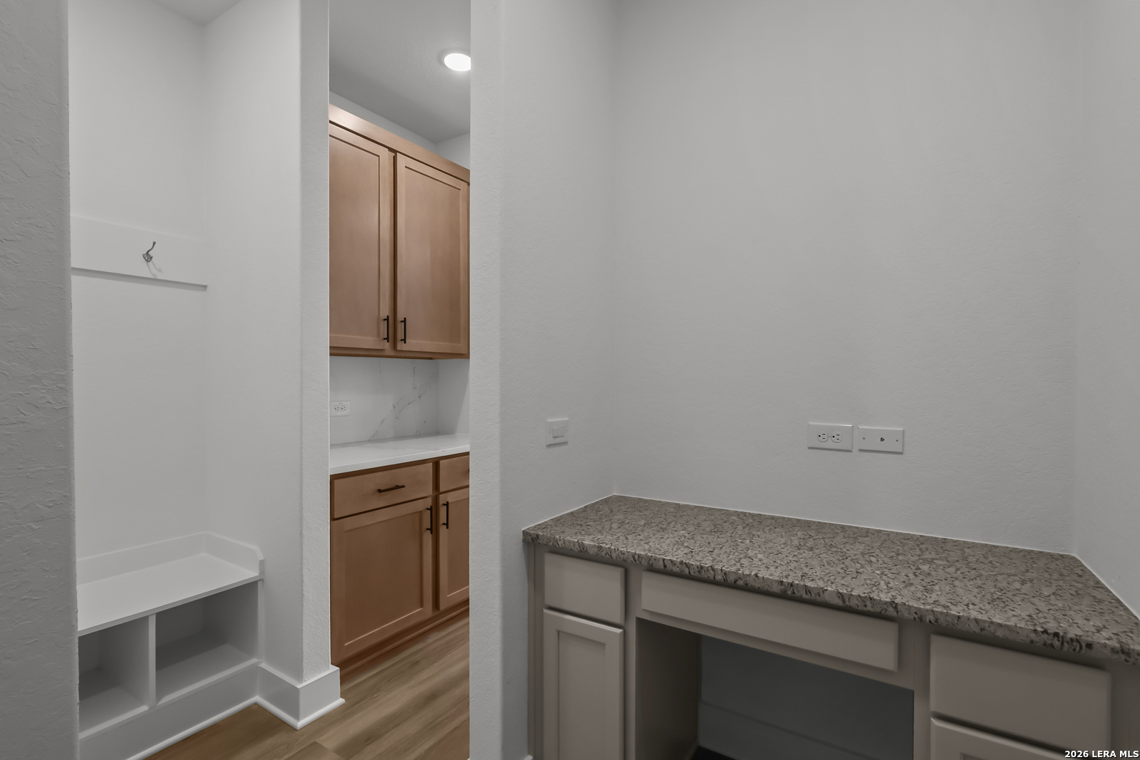 615 Paramus Park, , 78108 — photo 1