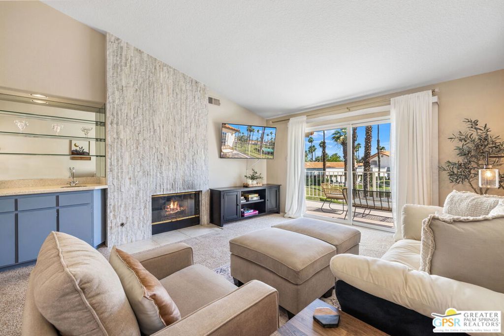 133 Desert Falls Court, Palm Desert, CA 92211 — photo 1