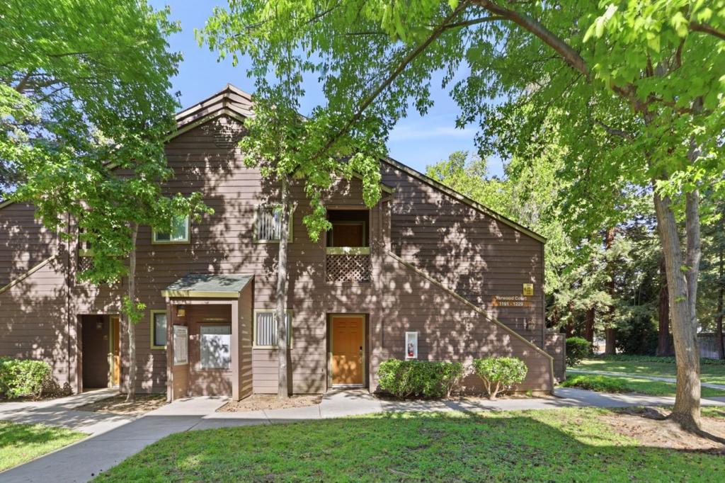 1211 Yarwood Court, San Jose, CA 95128 — photo 1