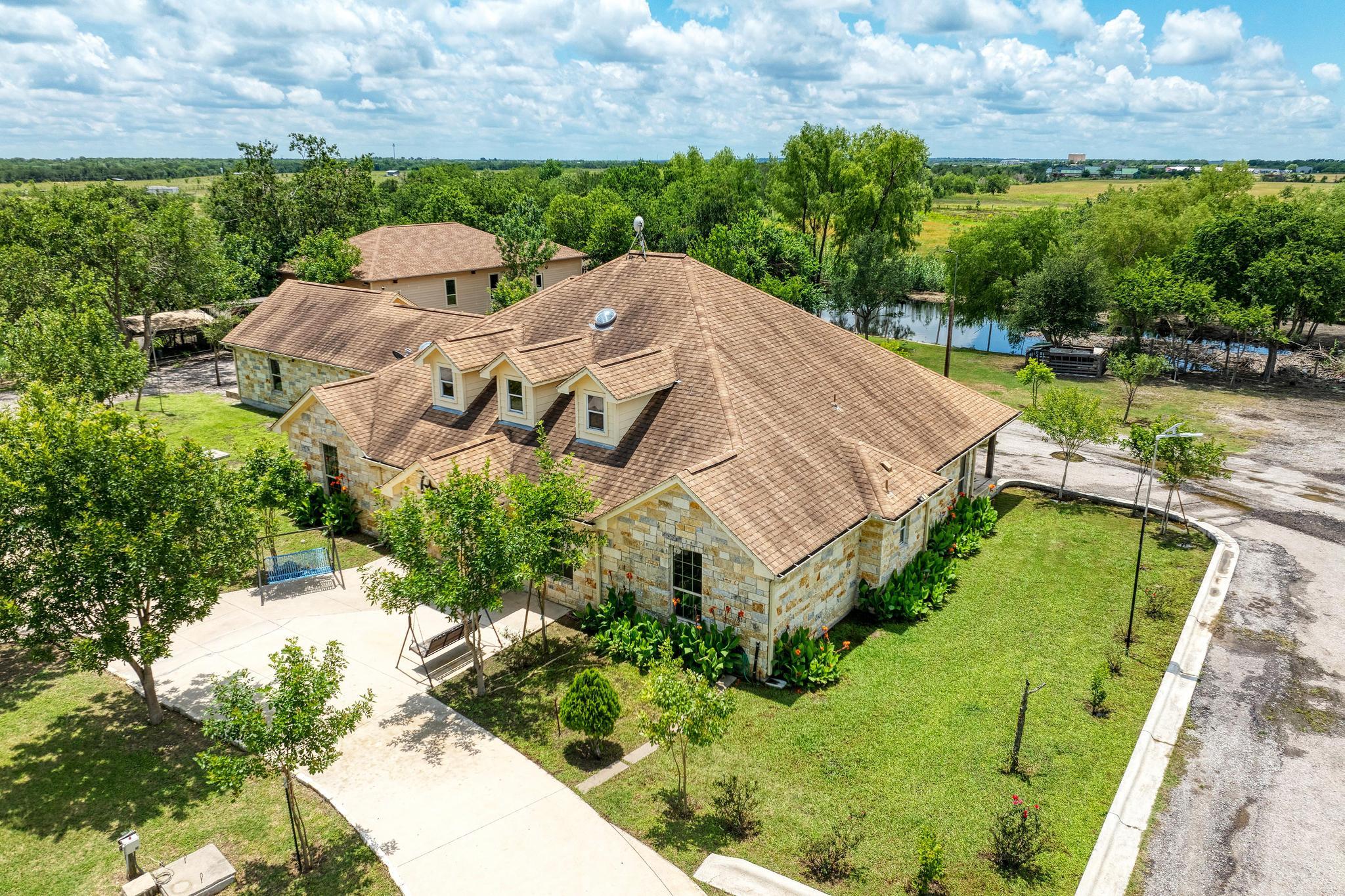 15611 Giese, Manor, TX 78653 — photo 1