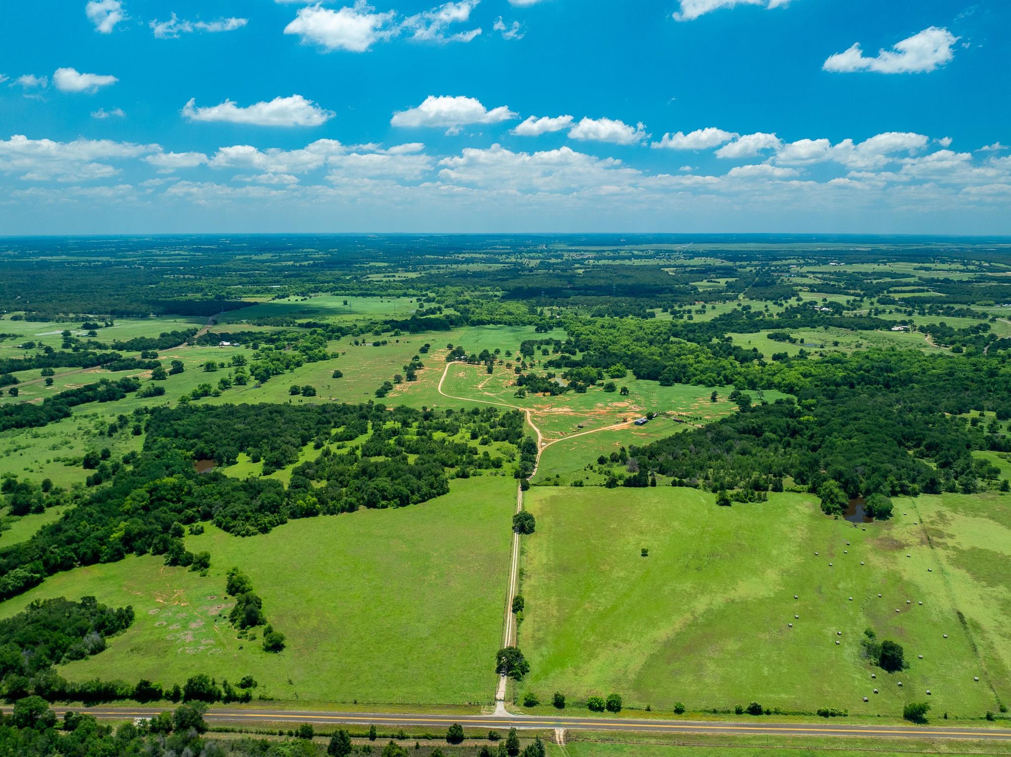 400 619, Elgin, TX 78621 — photo 1