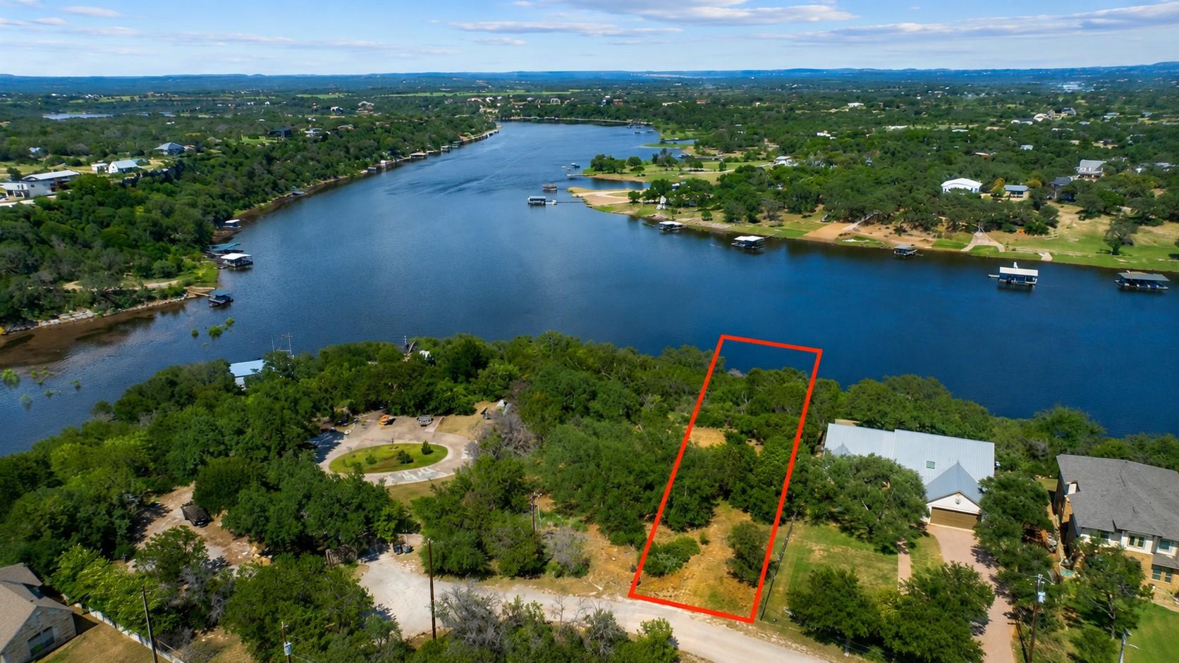 513 Nomad, Spicewood, TX 78669 — photo 1