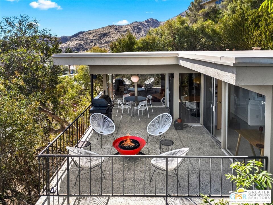 2020 Southridge Drive, Palm Springs, CA 92264 — photo 1
