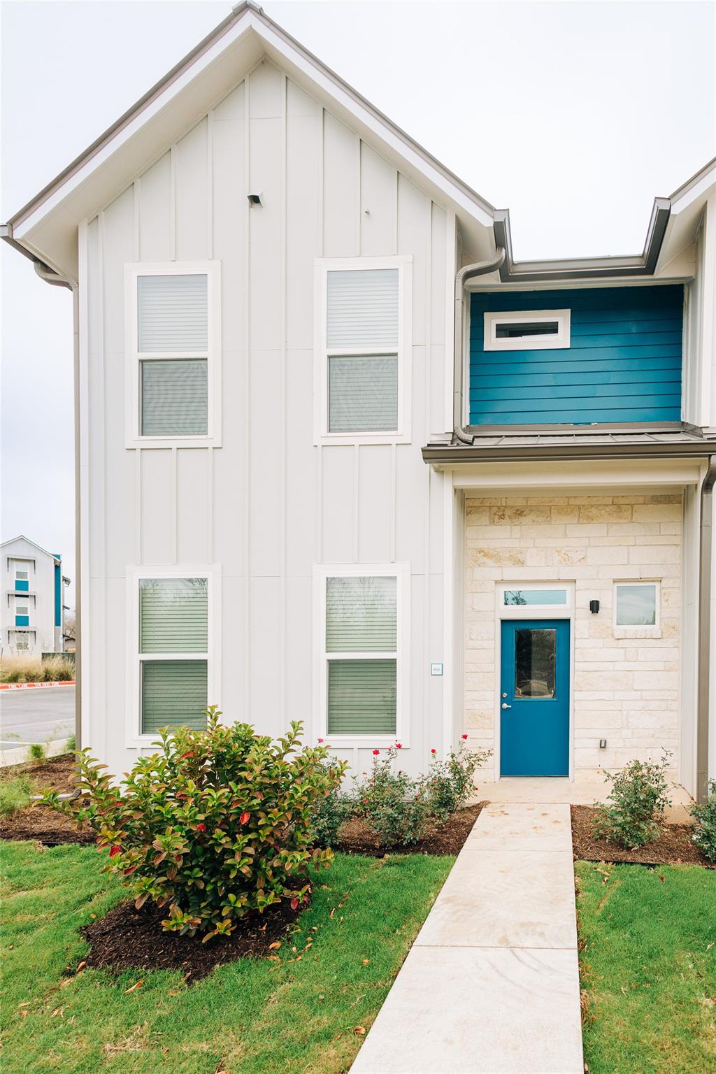 7051  Meadow Lake Blvd  #10103, Austin, TX 78744 — photo 1