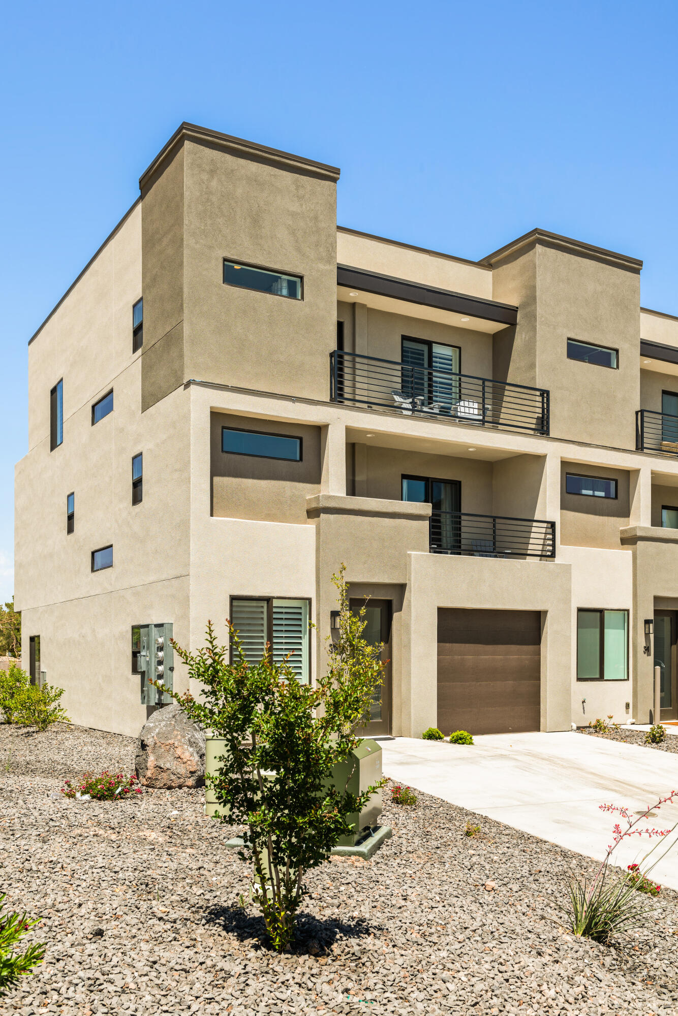 1143 S Gap Canyon Parkway 35, St George, UT 84770 — photo 1