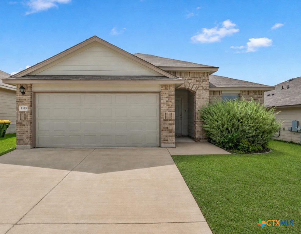 1049 Velvet Court, Troy, TX 76579 — photo 1