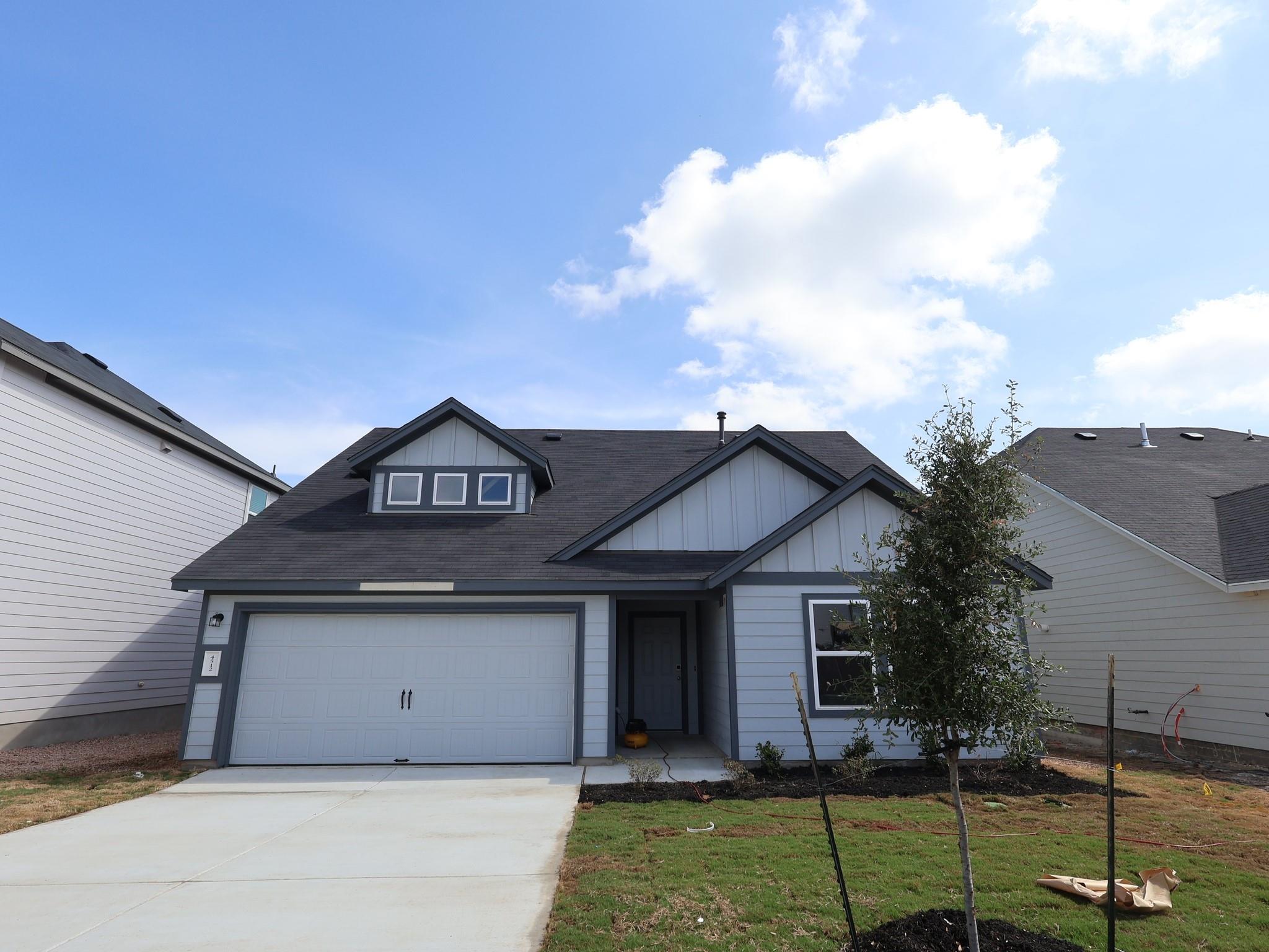 4512  Bridal Veil Dr, Austin, TX 78747 — photo 1
