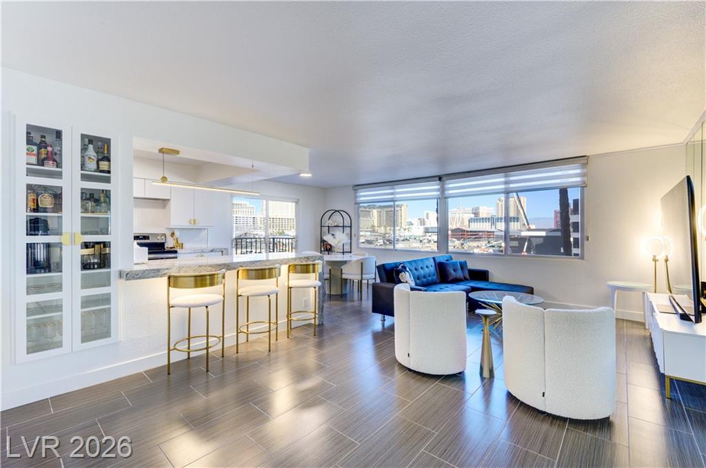 205 East Harmon Avenue 406, Las Vegas, NV 89169 — photo 1