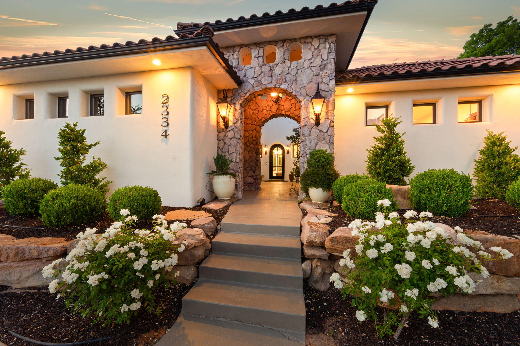2334 LEDA LN, Santa Clara, UT 84765 — photo 1