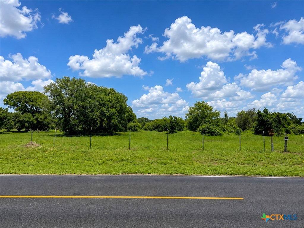 1958 Fm-3010, Yoakum, TX 77995 — photo 1