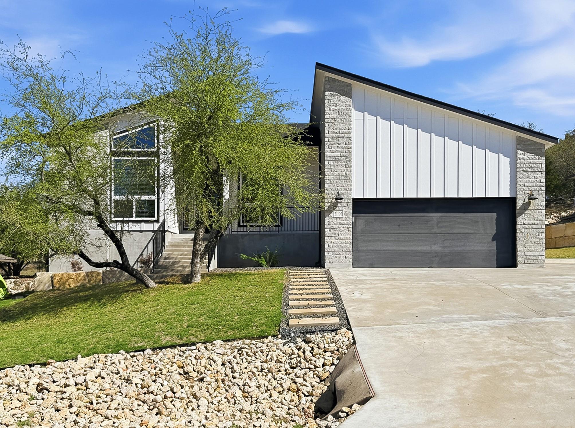 21100 Niagara Cv, Lago Vista, TX 78645 — photo 1
