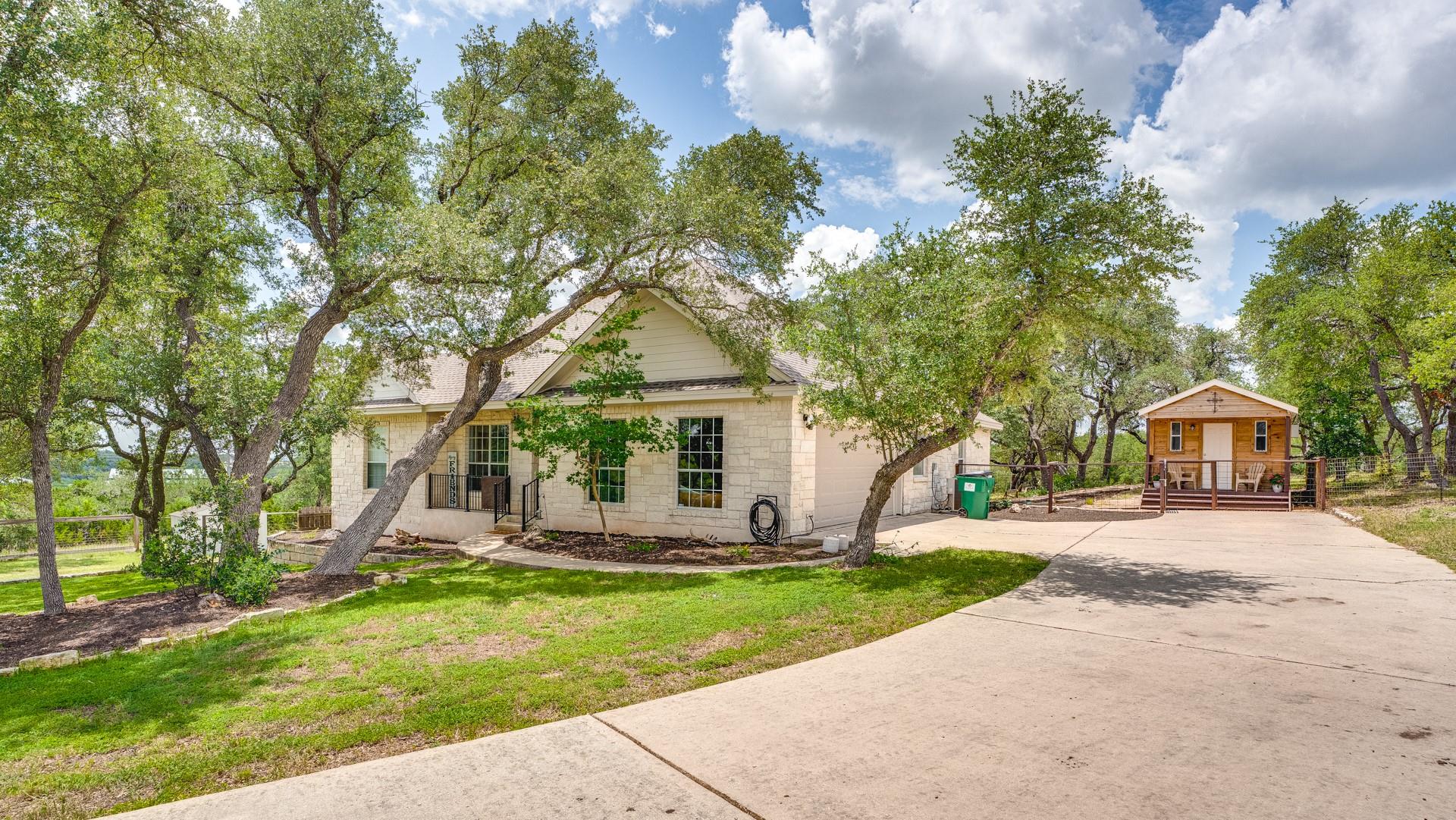 2016  Hidden Hills Dr, Dripping Springs, TX 78620 — photo 1