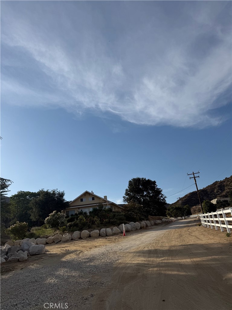 0 View AVE LN