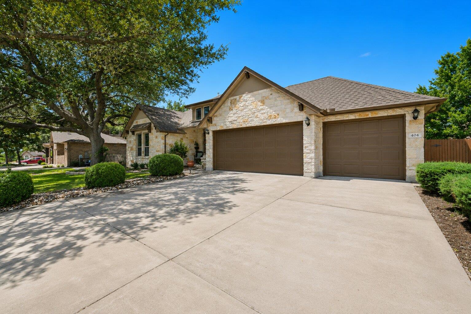 404 Grosseto, Georgetown, TX 78628 — photo 1