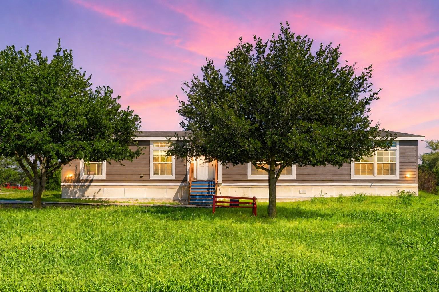 401 Graef, Kyle, TX 78640 — photo 1
