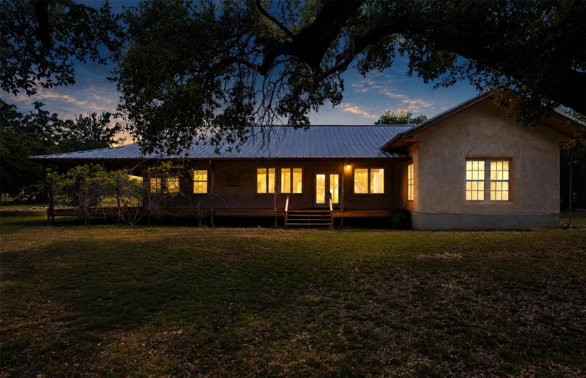 981 River Bend, Blanco, TX 78606 — photo 1
