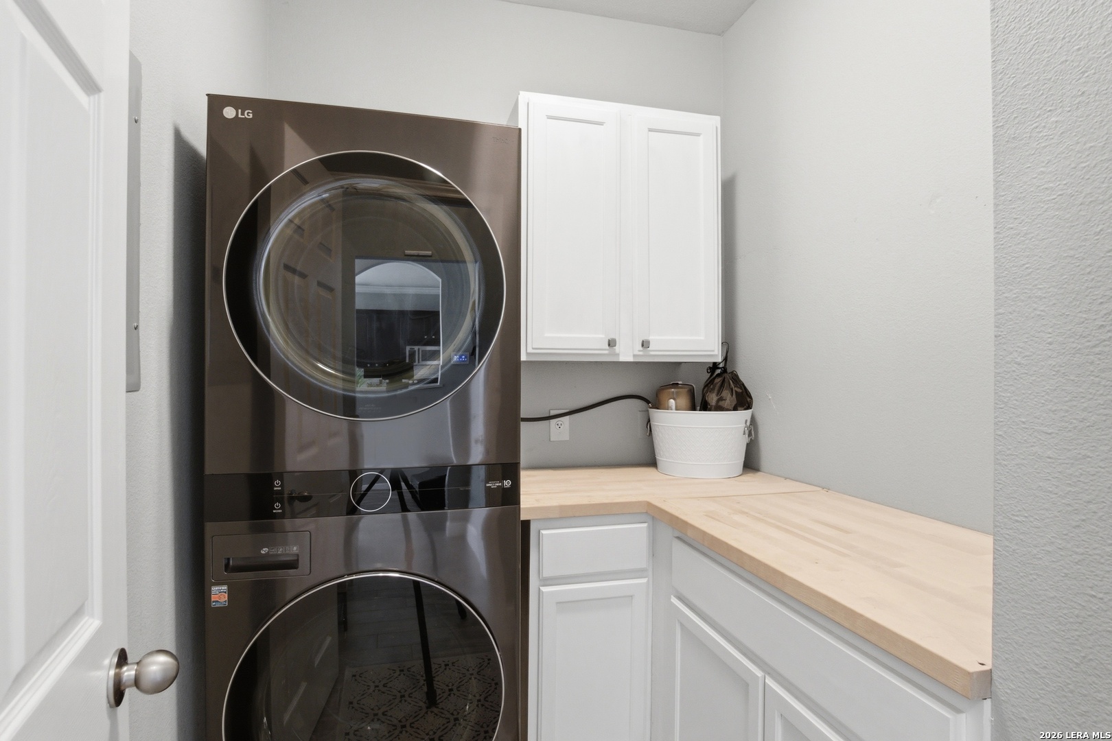2703 Lilac Ct, , 78261 — photo 1