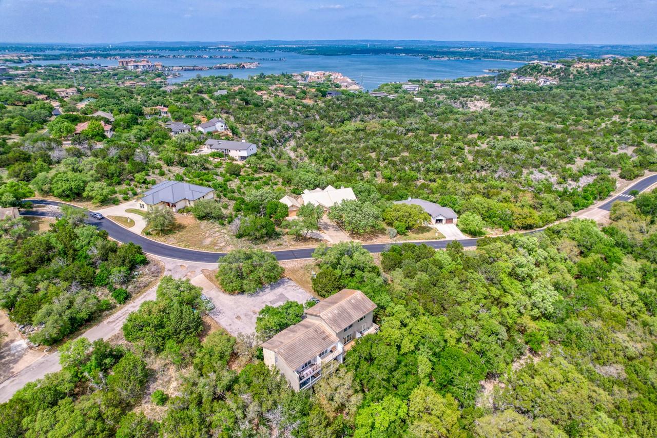 801 Grassy Knoll, Horseshoe Bay, TX 78657 — photo 1