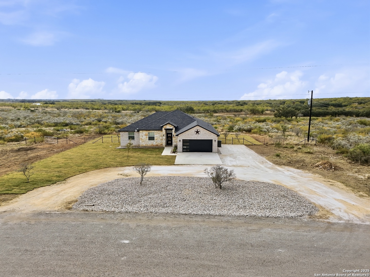 59 Legend Hills Rd, ,  78801 — photo 1