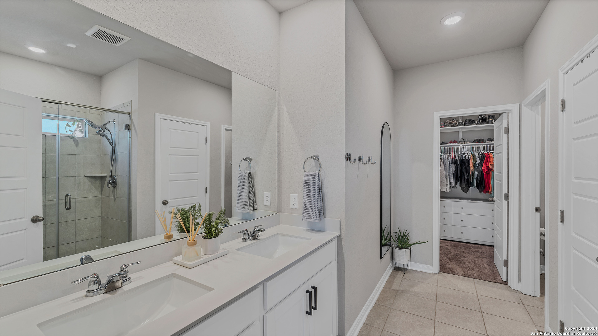 731 Myrtle Path, , 78130 — photo 1