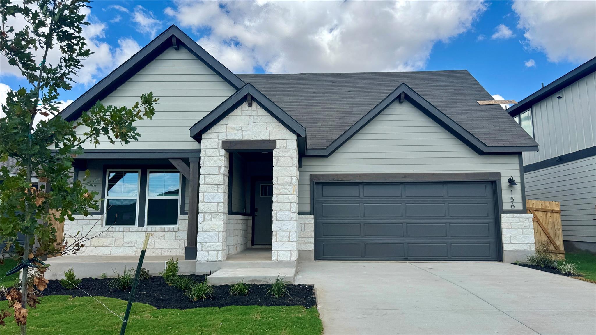 156 Coopers Hawk Crst, Cedar Creek, TX 78612 — photo 1