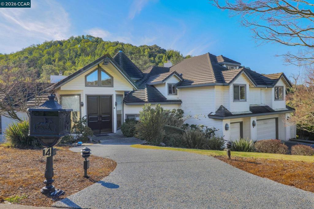 4 Julianna, Moraga, CA 94556 — photo 1