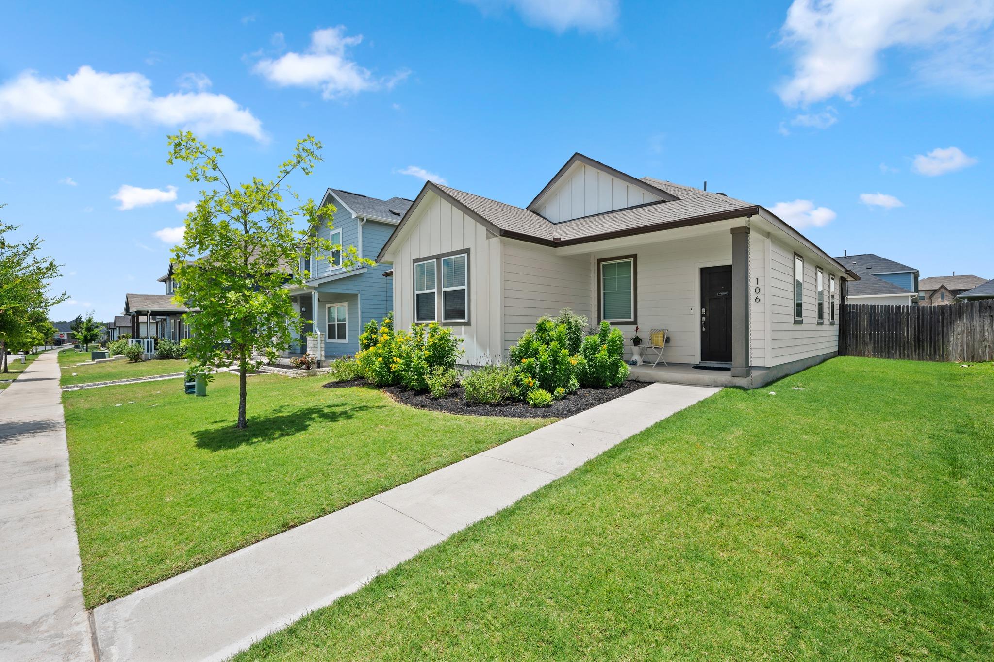 106 Doc Johns, Hutto, TX 78634 — photo 1