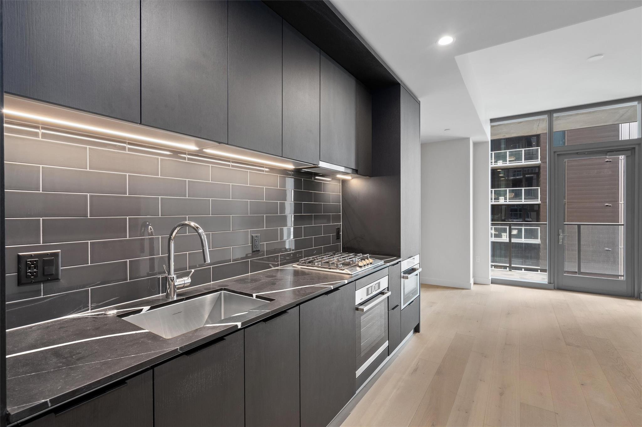 44 East, Austin, TX 78701 — photo 1