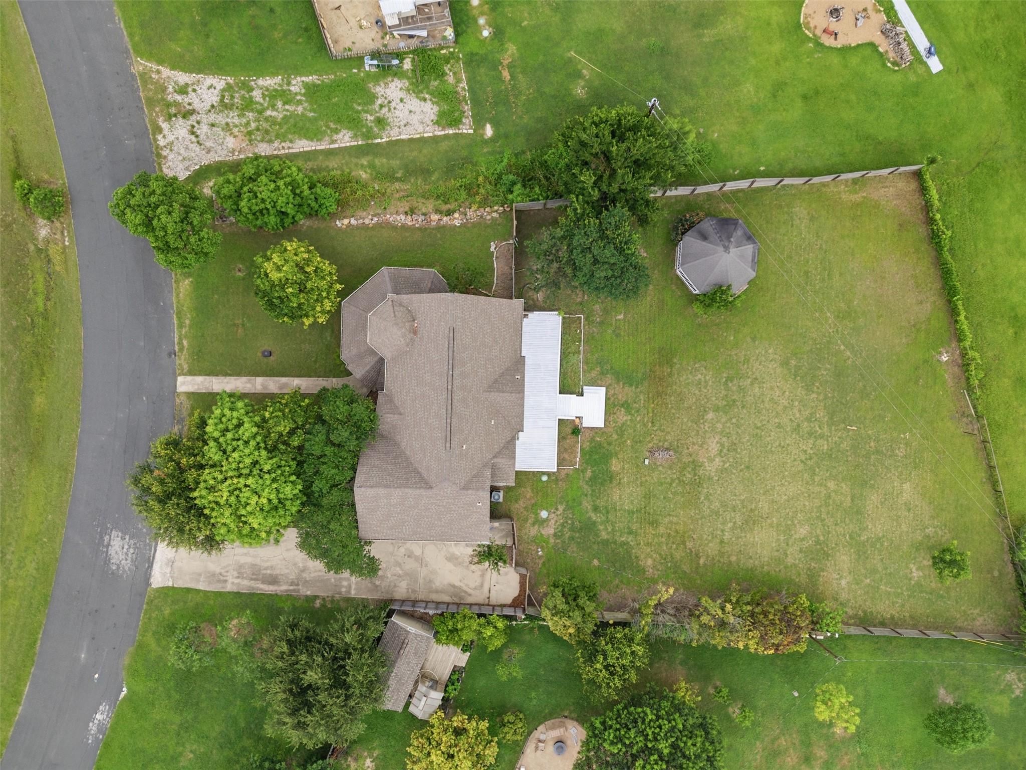 115 Clarks Grove, Hutto, TX 78634 — photo 1