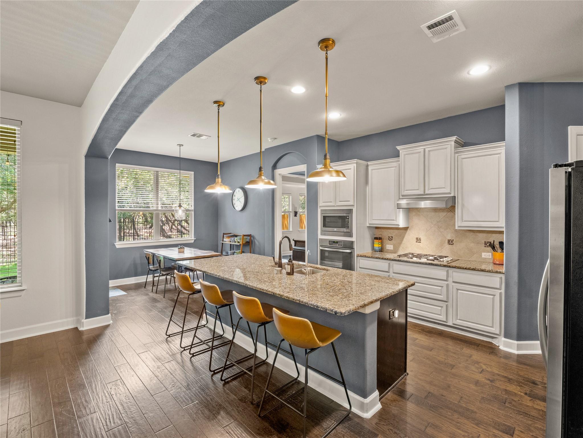 3869 Skyview, Round Rock, TX 78681 — photo 1