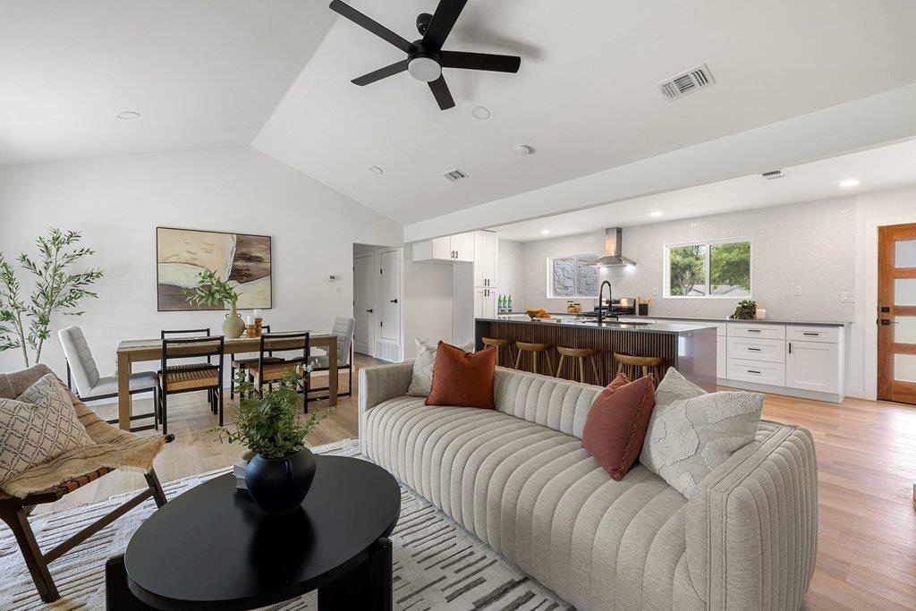 5400 Salem Hill, Austin, TX 78745 — photo 1