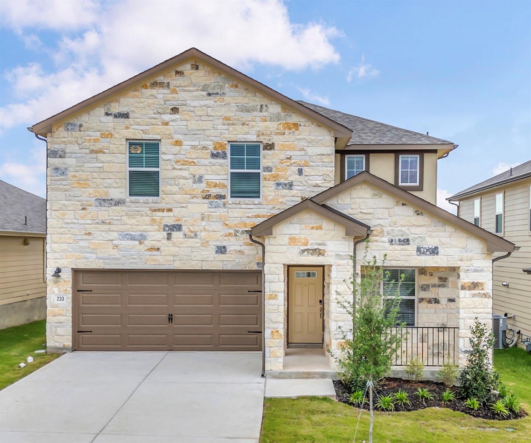 233 El Capitan, Dripping Springs, TX 78620 — photo 1