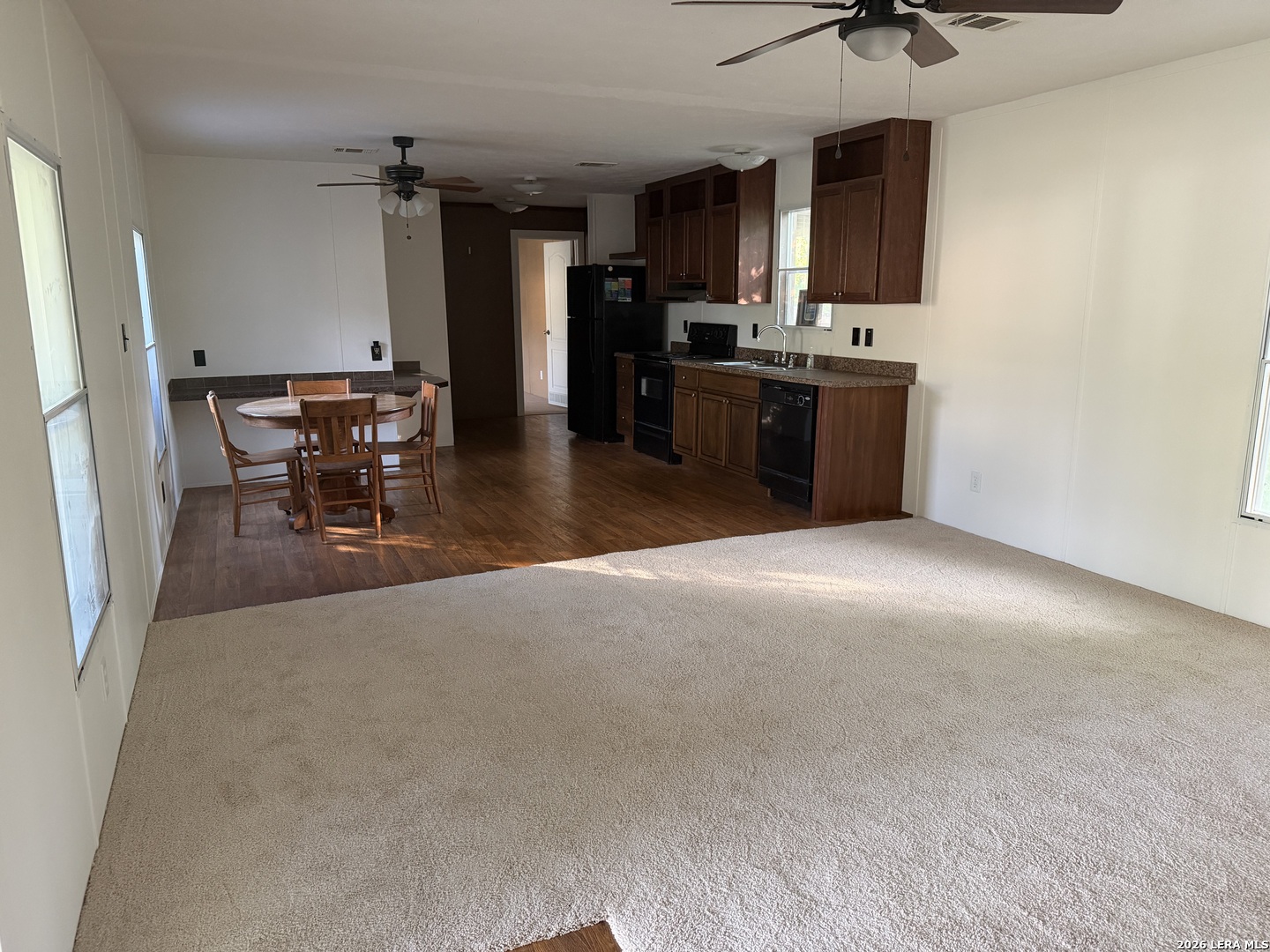 901 TONKAWA CIR, , 78130 — photo 1